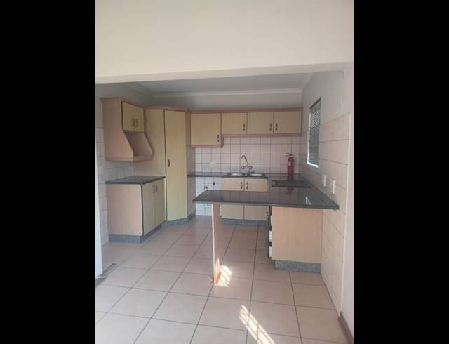 2 BEDROOM PROPERTY TO RENT IN ARBORETUM